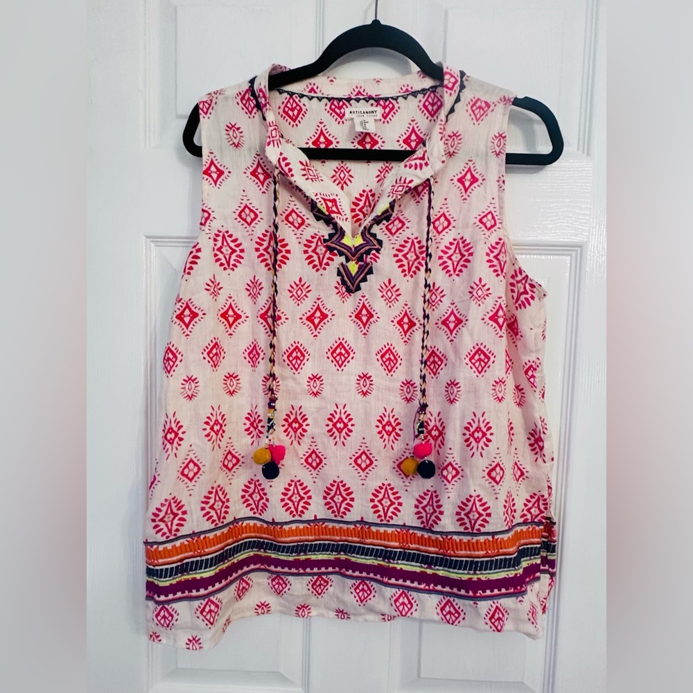 Colorful tank with Pom poms